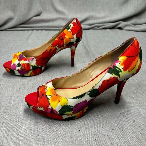 Audrey Brooke Shoes - Audrey Brooke Floral Canvas Peep Toe Platform Heels 3.75" Red Women's Size 9